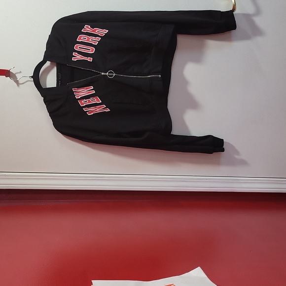 New York hooded jacket - Picture 1 of 2